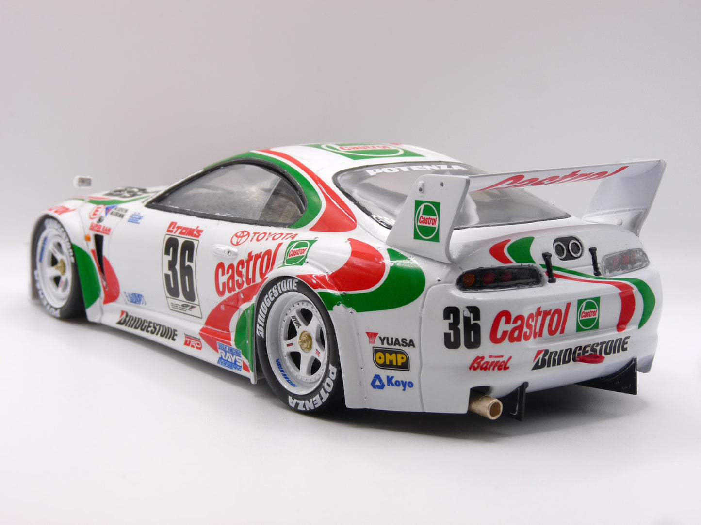 TAMIYA CASTROL TOYOTA TOM''S SUPRA GT