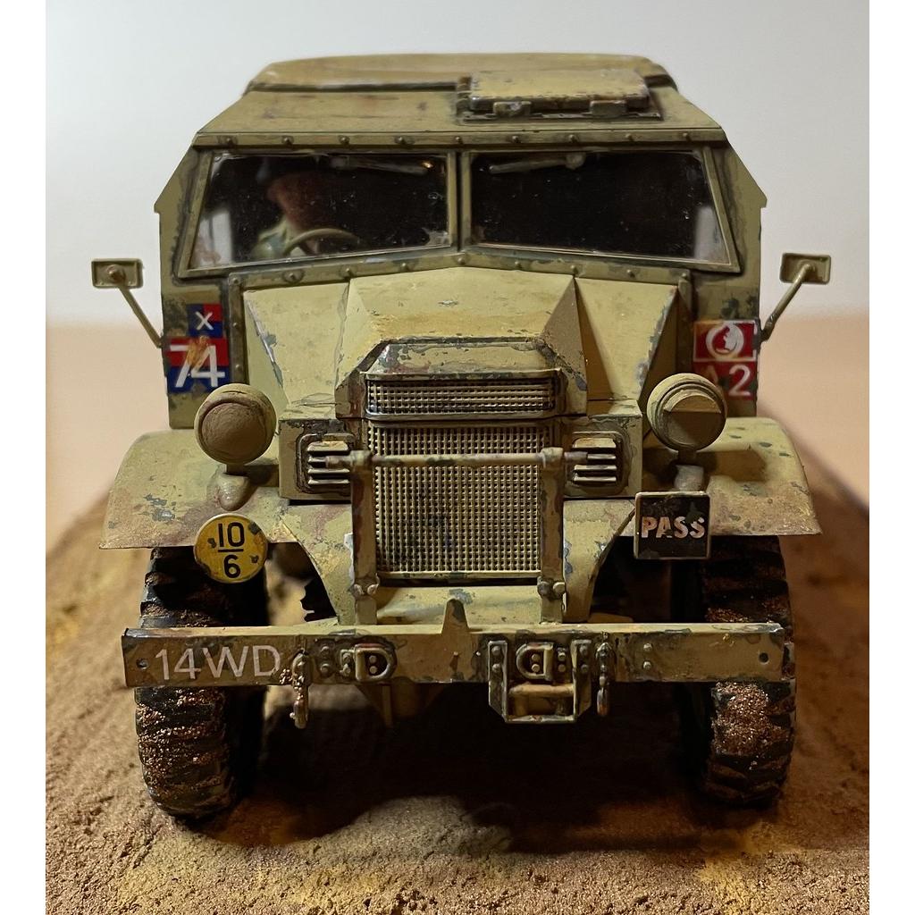 TAMIYA BR. 25 PDR. GUN & QUAD TRACTOR
