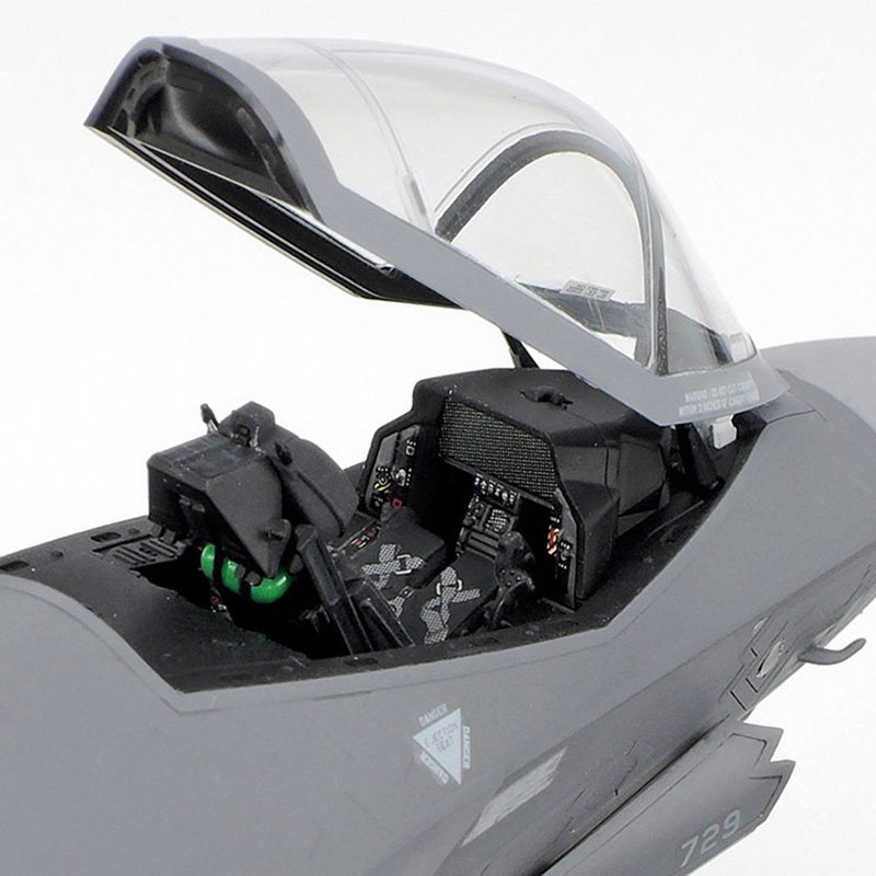 TAMIYA F-35A LIGHTNING II 1:72
