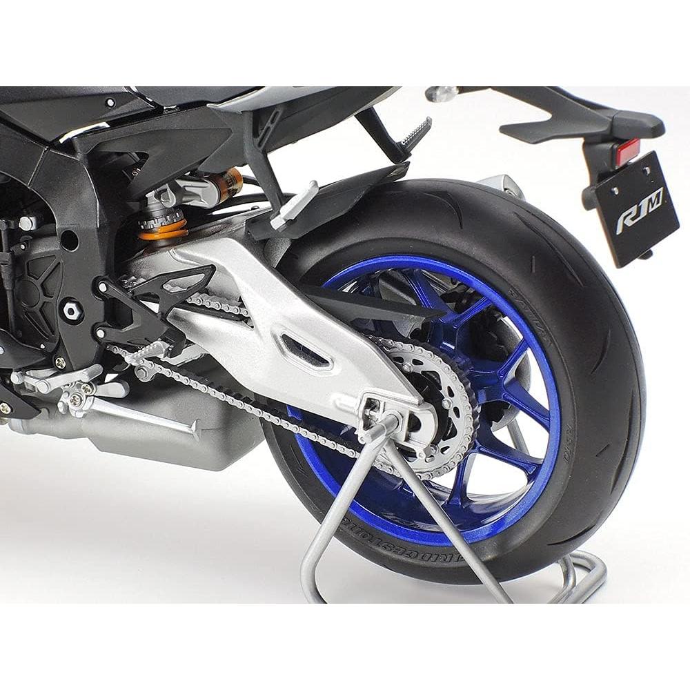 TAMIYA YAMAHA YZF-R1M 1:12