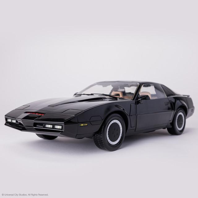 KNIGHT RIDER K.I.T.T. 1:10 Scale.