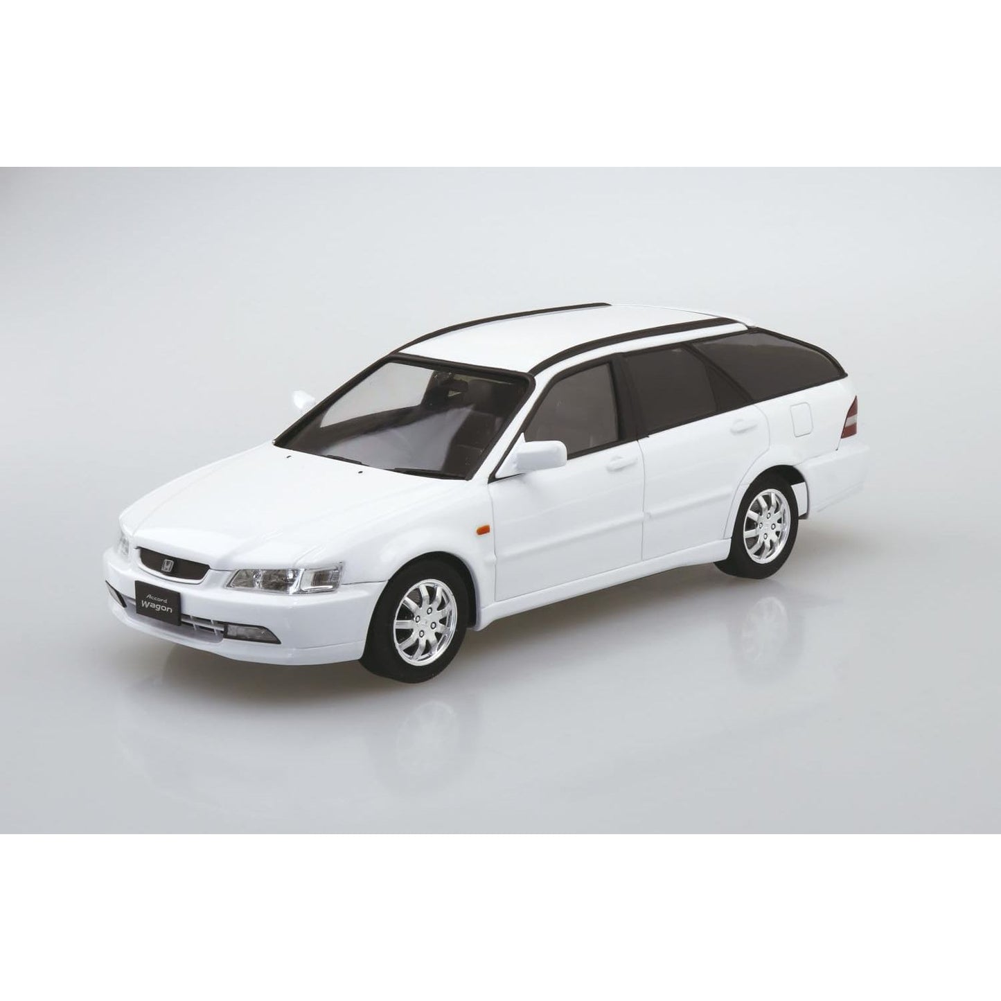 1/24 Honda CF6 Accord Wagon VTL '00
