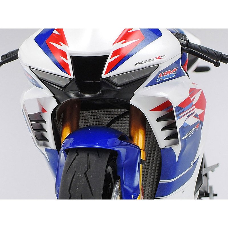 TAMIYA CBR1000RR-R FIREBLADE SP 30th 1:12