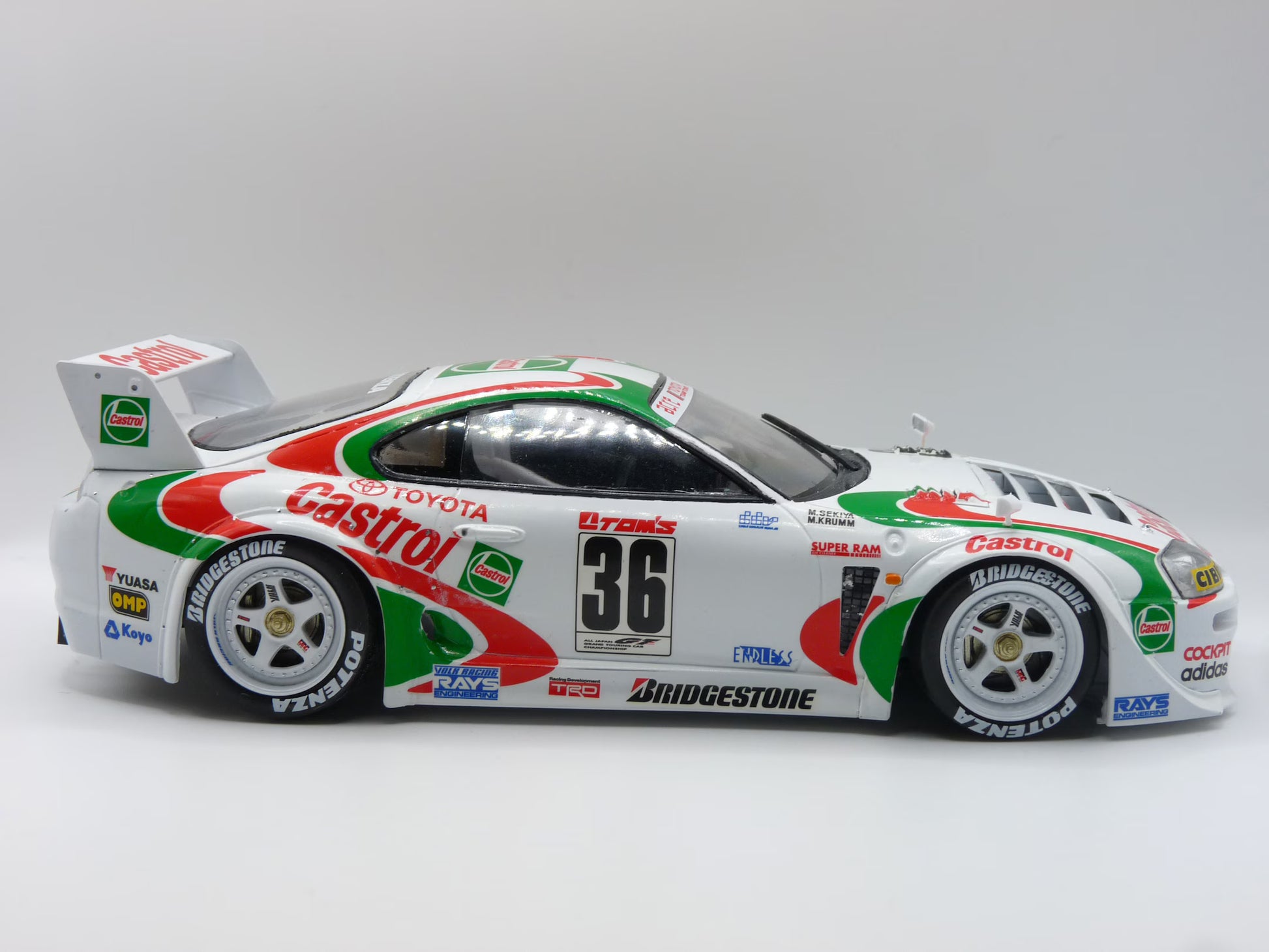 TAMIYA CASTROL TOYOTA TOM''S SUPRA GT
