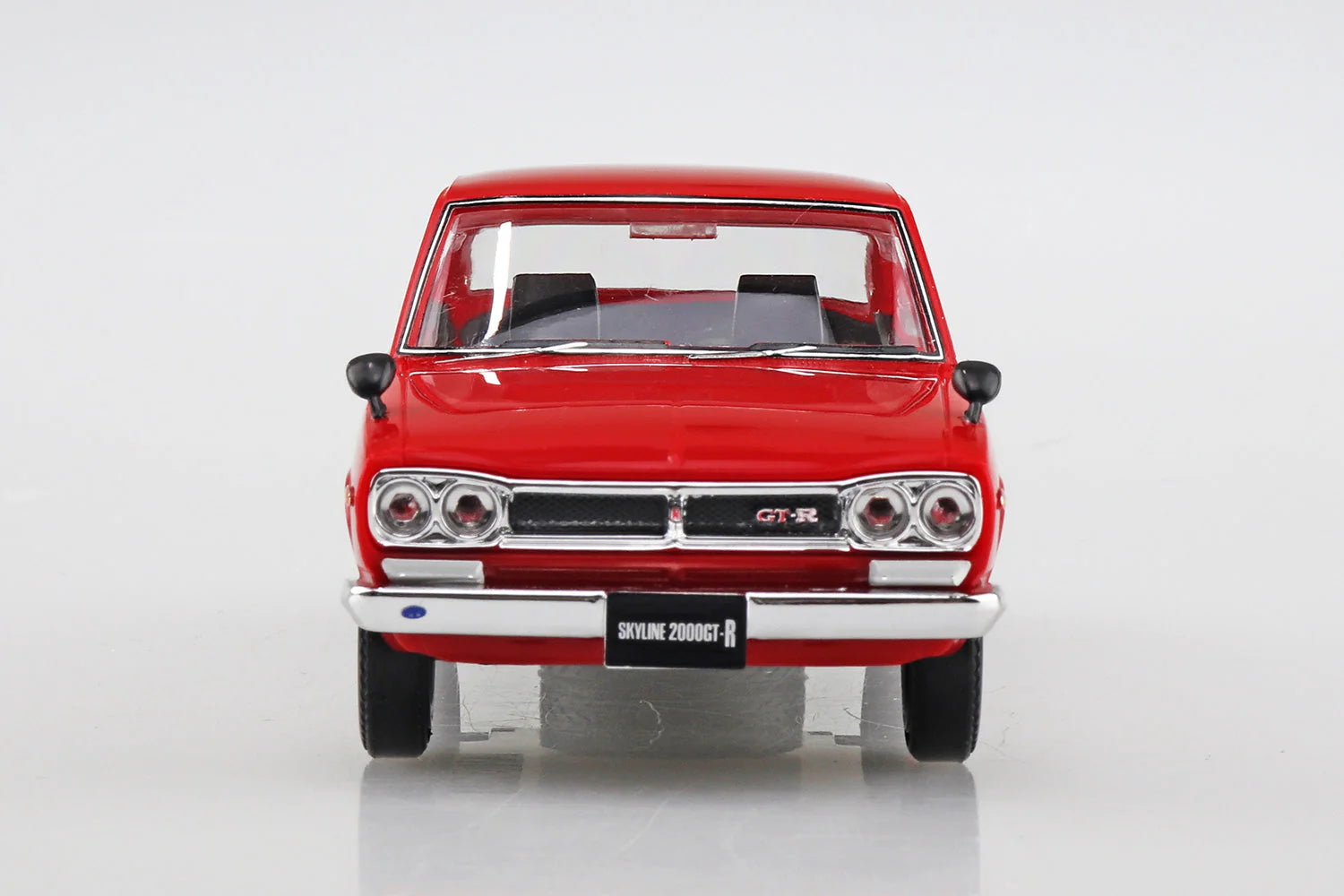 1/32 NISSAN SKYLINE 2000 GT-R (RED)