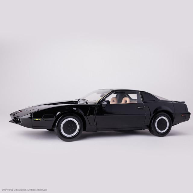 KNIGHT RIDER K.I.T.T. 1:10 Scale.