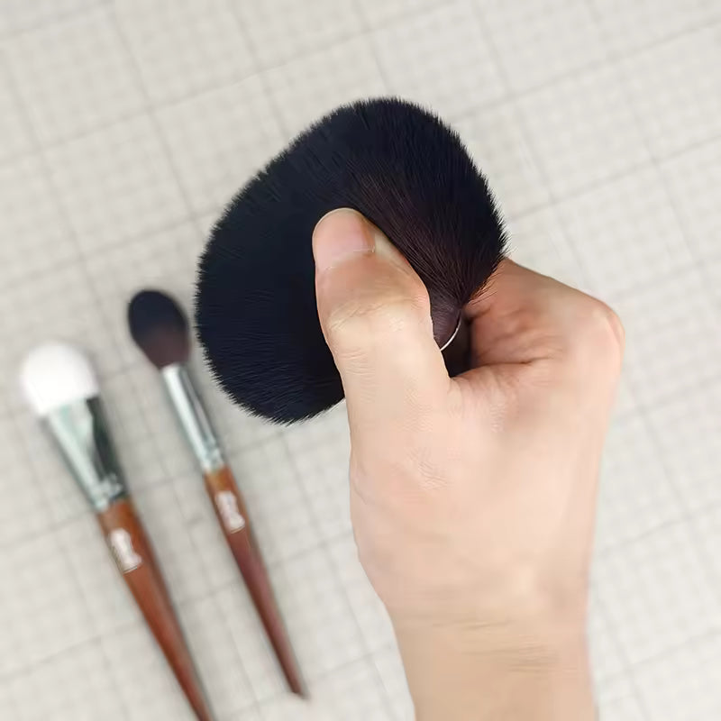  Stedi  Bristle Model Brush