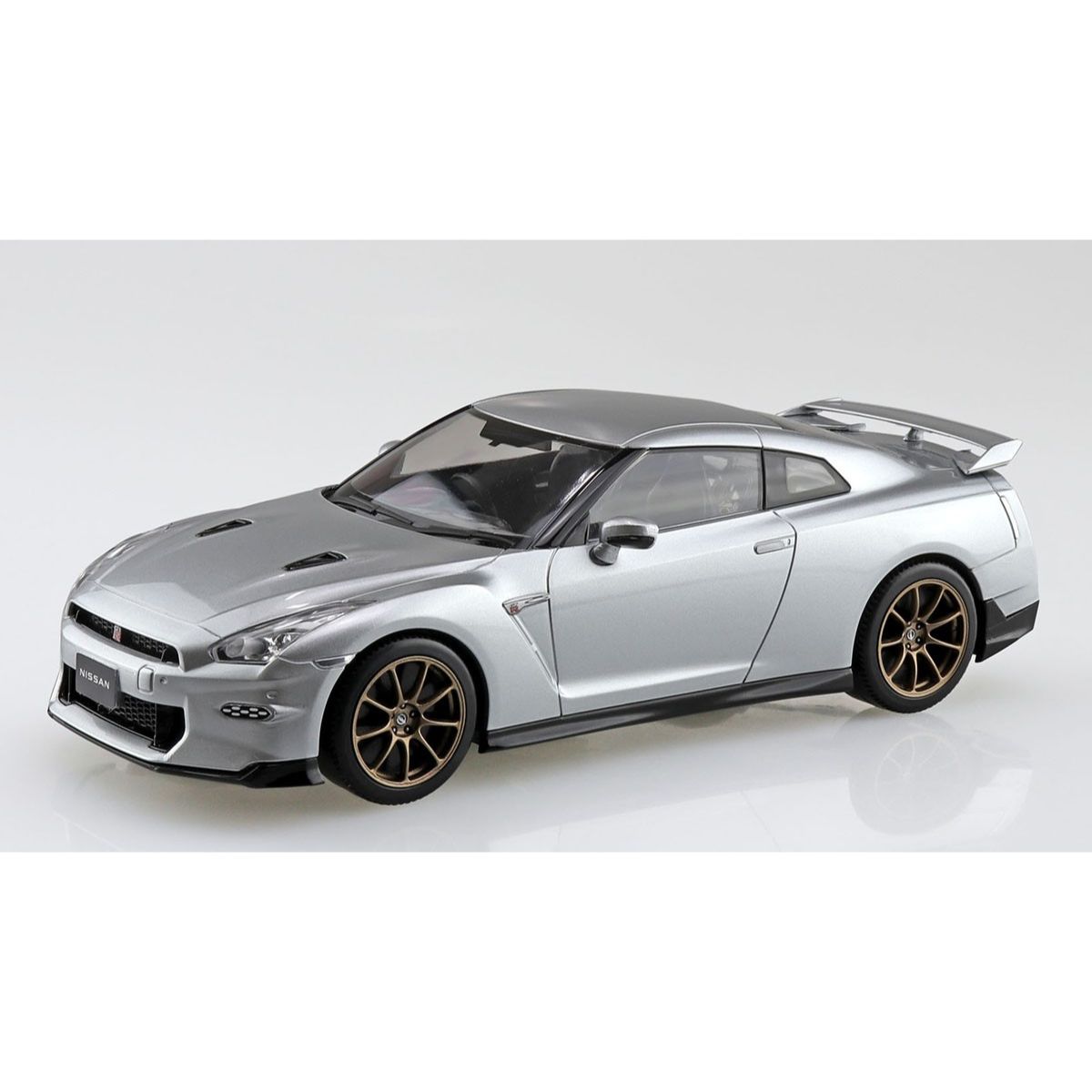 1/32 SNAP Nissan R35 Nissan GT-R 2024 (Ultimate Metal Silver)